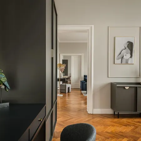 아파트 Iconic Sunset Penthouse 115 Sqm By Fragola Collection 크라쿠프